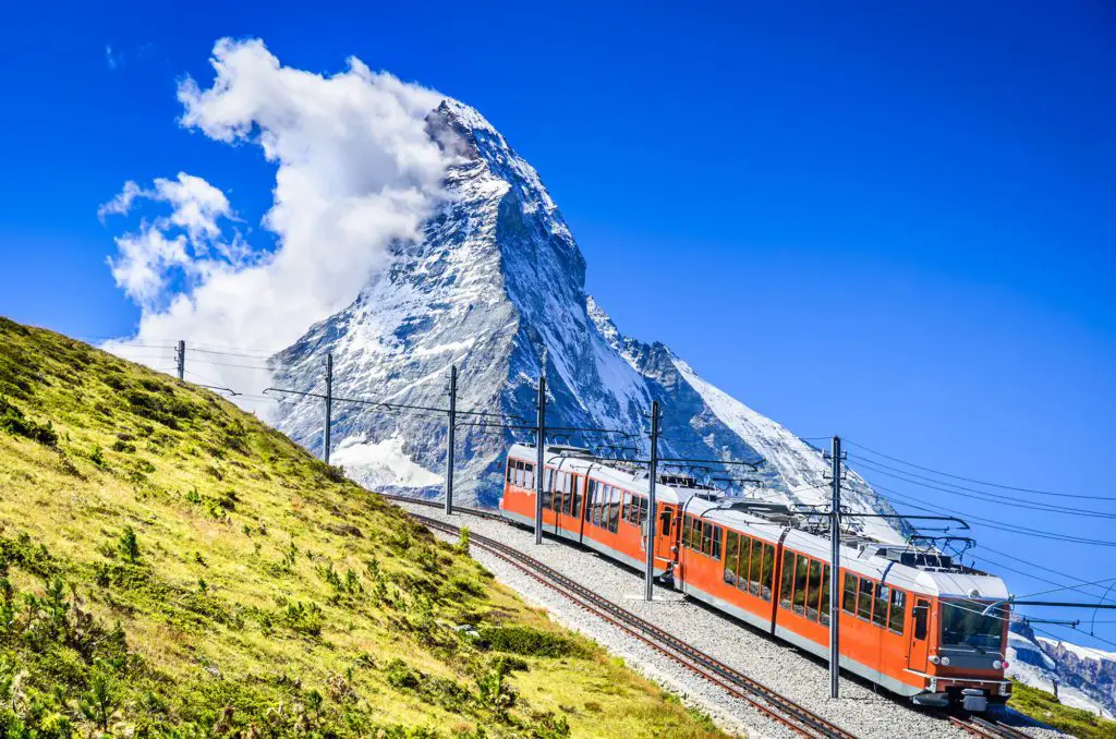 Most Scenic Trains In Switzerland