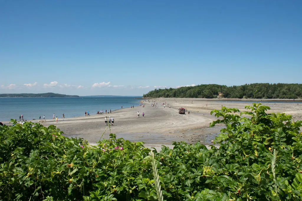 Bar island land bridge
